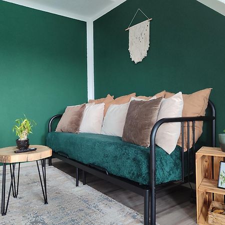 Nature Terminal Apartment - Unterwegs Zuhause 스타인브론 외부 사진