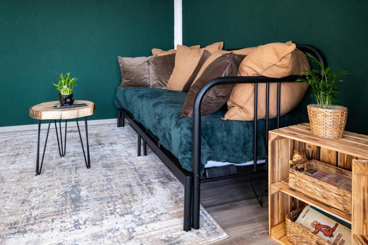 Nature Terminal Apartment - Unterwegs Zuhause 스타인브론 외부 사진