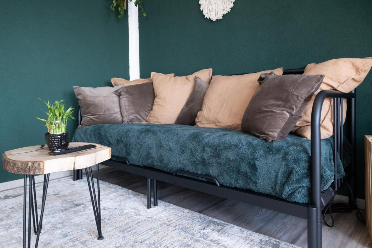 Nature Terminal Apartment - Unterwegs Zuhause 스타인브론 외부 사진